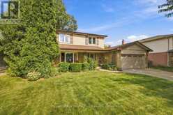 2507 WOBURN CRESCENT | Oakville Ontario | Slide Image Two
