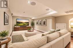 500 BLENHEIM CRESCENT | Oakville Ontario | Slide Image Thirty-three