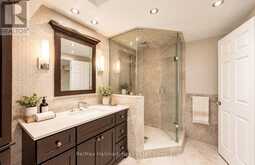 500 BLENHEIM CRESCENT | Oakville Ontario | Slide Image Thirty-six