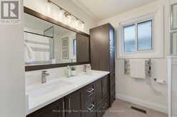 539 GALWAY DRIVE | Burlington Ontario | Slide Image Twenty-one