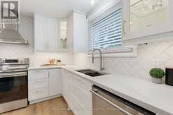 539 GALWAY DRIVE | Burlington Ontario | Slide Image Nine