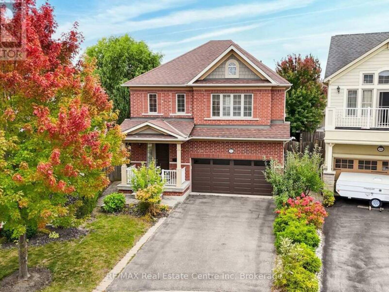 52 BARDOE CRESCENT, Milton, Ontario L9T 0R7