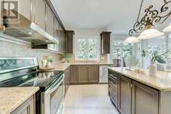 2241 ADIRONDAK TRAIL | Oakville Ontario | Slide Image Thirteen