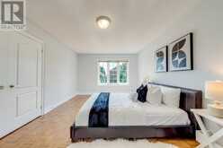 2241 ADIRONDAK TRAIL | Oakville Ontario | Slide Image Thirty