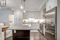 102 - 128 GARDEN DRIVE | Oakville Ontario | Slide Image Five