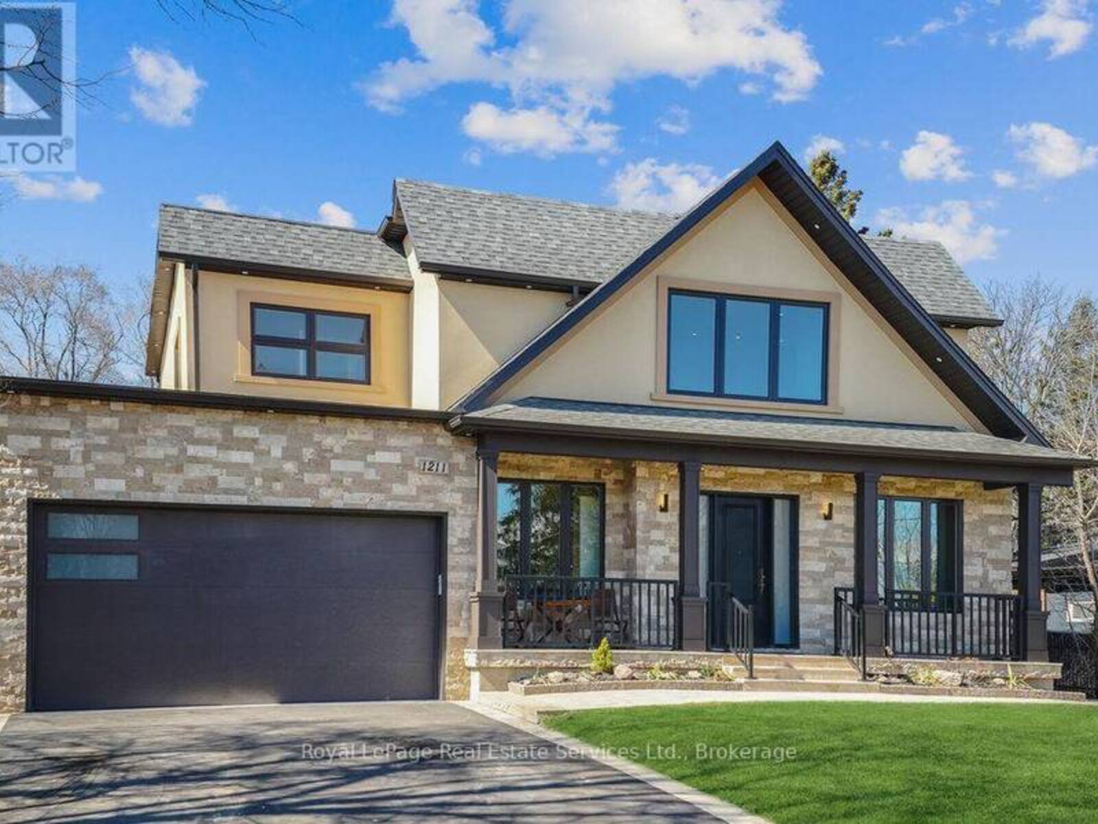 1211 PINEGROVE ROAD, Oakville, Ontario L6L 2W8