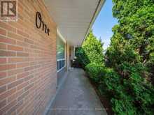 1 MOSSWOOD LANE | Toronto Ontario | Slide Image Five