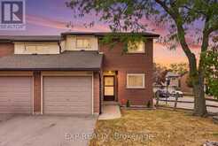 38 - 195 QUEEN VICTORIA DRIVE | Hamilton Ontario | Slide Image One