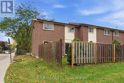 38 - 195 QUEEN VICTORIA DRIVE | Hamilton Ontario | Slide Image Thirty-three