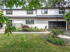 59 FAIRWOOD PLACE E Burlington Ontario, L7T 2B7