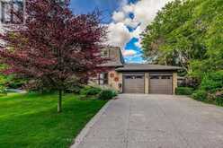 215 BRIAR HILL CRESCENT | Ancaster Ontario | Slide Image Thirty-two