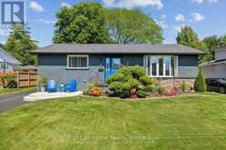 275 KENT CRESCENT | Burlington Ontario | Slide Image Six