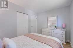531 CUMBERLAND AVENUE | Burlington Ontario | Slide Image Nineteen