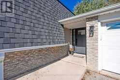 531 CUMBERLAND AVENUE | Burlington Ontario | Slide Image Two