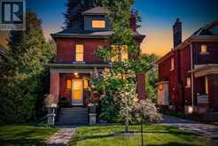 43 ROSSLYN AVENUE S | Hamilton Ontario | Slide Image Two