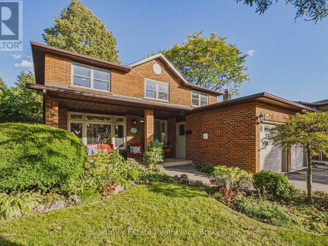 1106 HUNTLEY COURT Oakville Ontario, L6H 3B7 - 4 Bedrooms Home For Sale