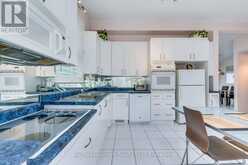 1510 CONSTANCE DRIVE | Oakville Ontario | Slide Image Thirteen