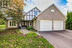 22 DAFFODIL CRESCENT | Hamilton Ontario | Slide Image Four