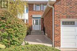 2151 PINEVIEW DRIVE | Oakville Ontario | Slide Image Three