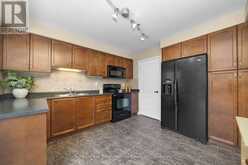 802 STARK CIRCLE | Milton Ontario | Slide Image Nine