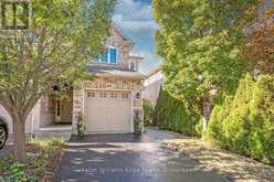 46 SUNNYCROFT COURT W | Hamilton Ontario | Slide Image Four