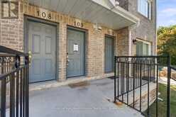 109 - 75 WELDRICK ROAD E | Richmond Hill Ontario | Slide Image Thirty-eight