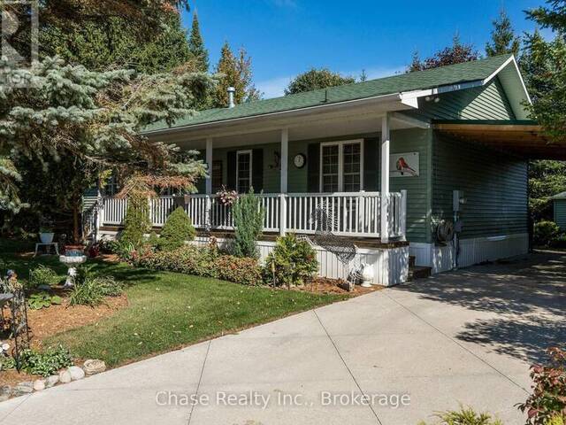 36 TOPAZ STREET Wasaga Beach Ontario, L9Z 1X7 - 2 Bedrooms Home For Sale