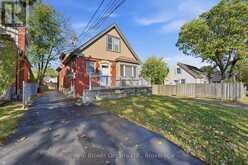 178 EAST 15TH STREET | Hamilton Ontario | Slide Image Two