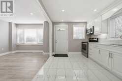178 EAST 15TH STREET | Hamilton Ontario | Slide Image Three