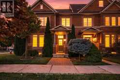 5569 WATERWIND CRESCENT | Mississauga Ontario | Slide Image Two