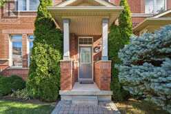 5569 WATERWIND CRESCENT | Mississauga Ontario | Slide Image Four