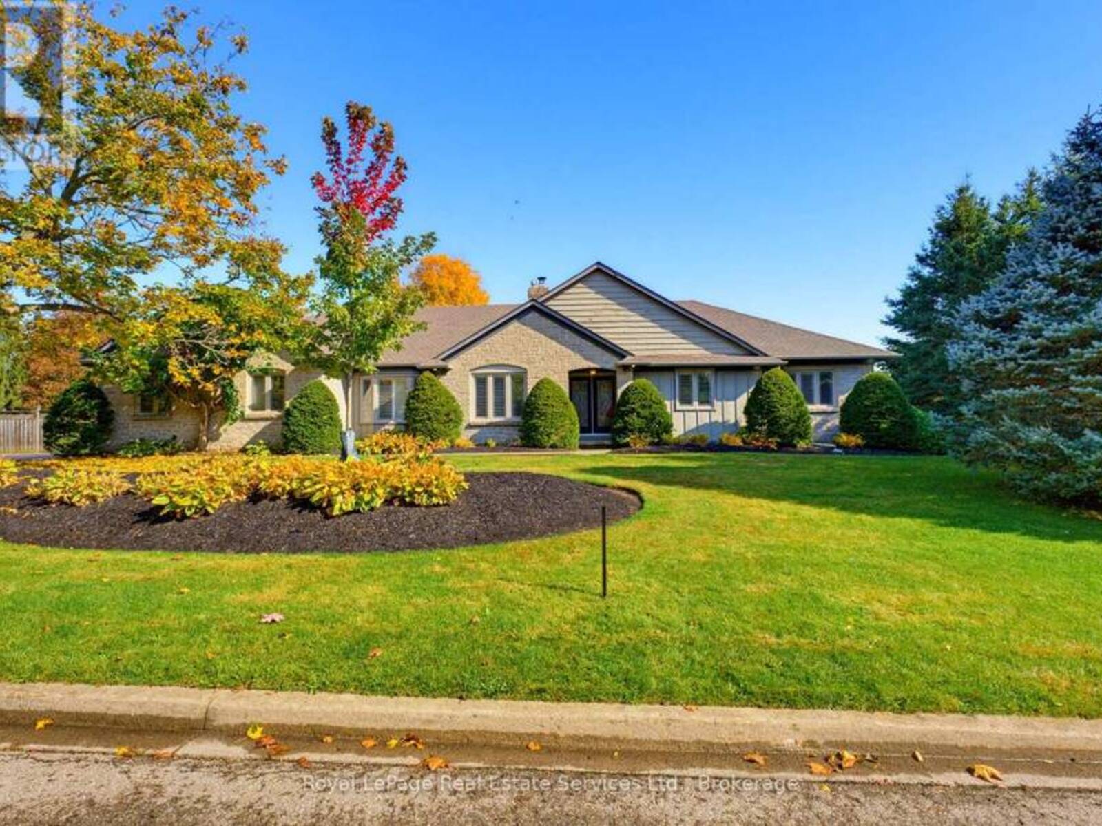 16 VANSTRAALEN STREET, Hamilton, Ontario L0R 1H3