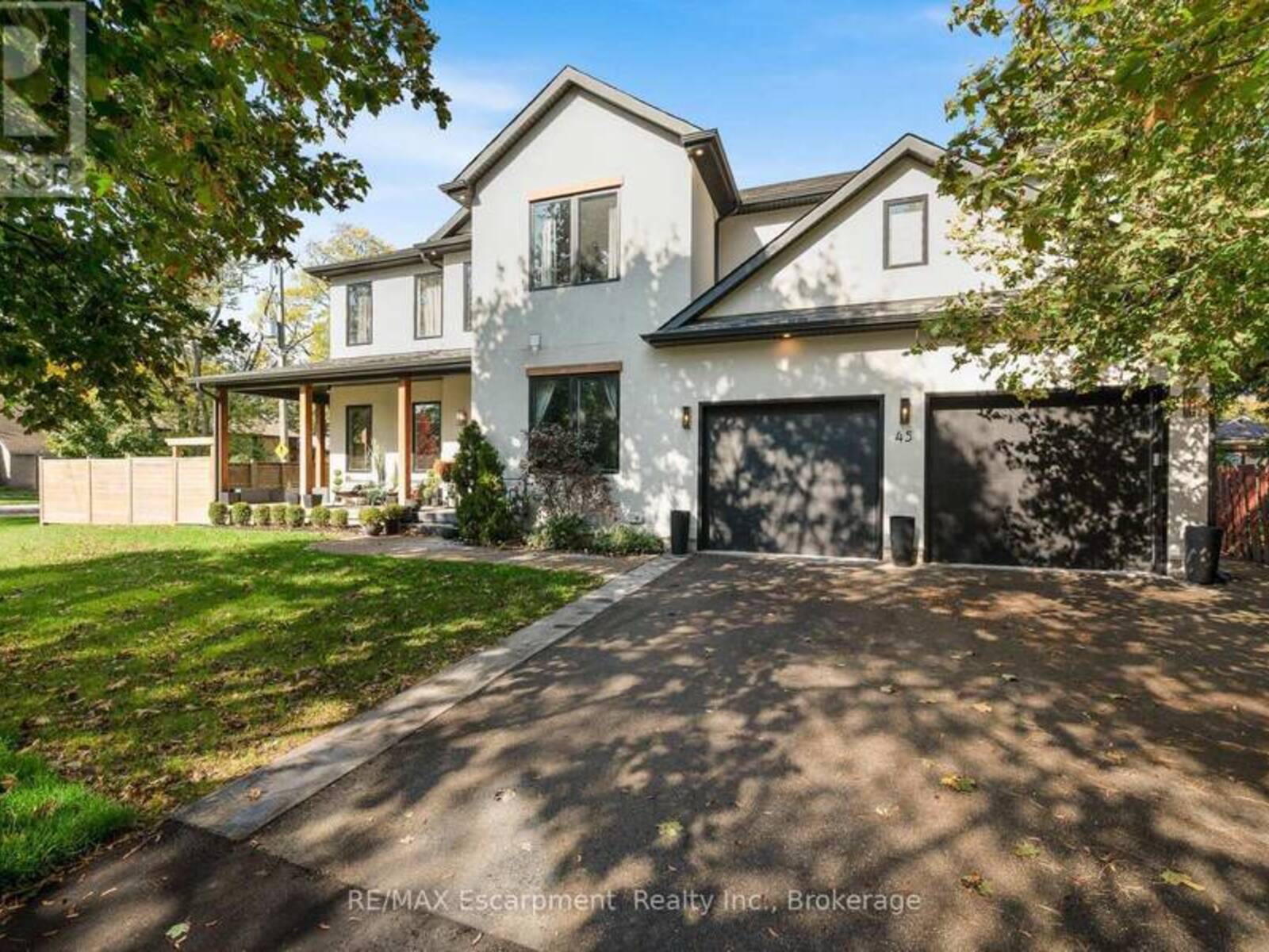 45 ALDERSHOT PLACE, Burlington, Ontario L7T 1C2