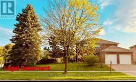 243 MURRAY DRIVE | Aurora Ontario | Slide Image One