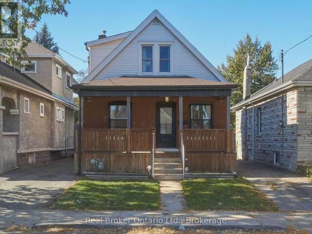 23 BARONS AVENUE N Hamilton Ontario, L8H 5A3 - 3 Bedrooms Home For Sale