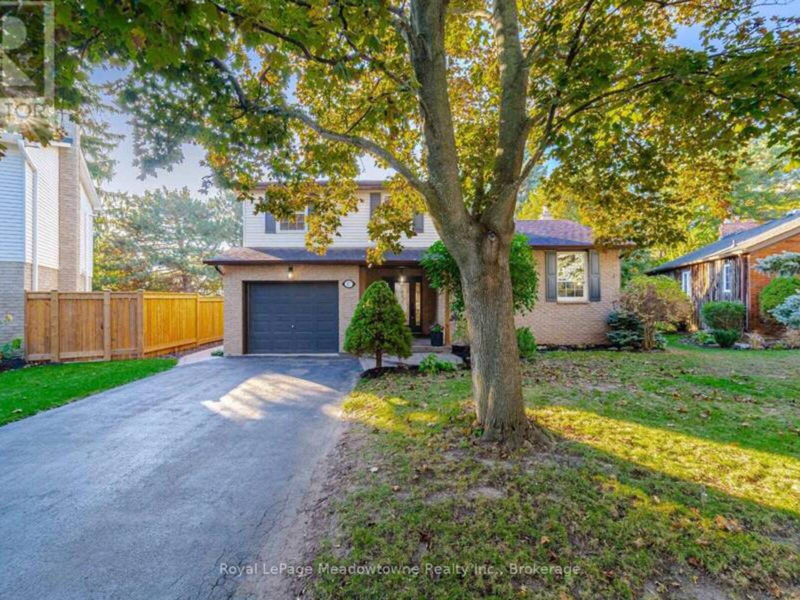 322 KINGSWAY PLACE, Milton, Ontario L9T 4C8
