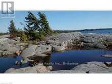 10 GINN-BEACH DRIVE | The Archipelago Ontario | Slide Image Five
