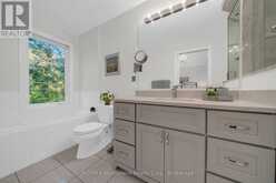 2403 MARINE DRIVE | Oakville Ontario | Slide Image Thirty-eight