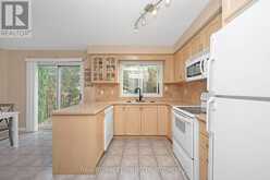 2189 SHORNCLIFFE BOULEVARD | Oakville Ontario | Slide Image Thirteen
