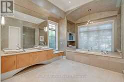 1426 LAKESHORE ROAD E | Oakville Ontario | Slide Image Twenty-five
