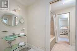 1426 LAKESHORE ROAD E | Oakville Ontario | Slide Image Thirty-two