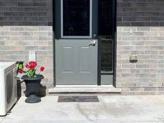 107 WESTRA Drive Unit# 58 Guelph Ontario, N1K 0A5