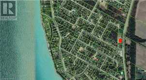 205 LAKE RANGE Drive | Point Clark Ontario | Slide Image One