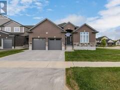 705 HOLLINGER Drive S Listowel Ontario, N4W 3V2