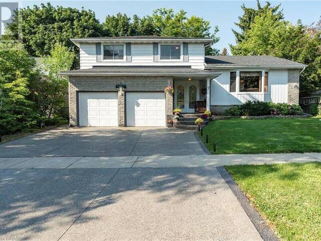 7 MEADOWBROOK Drive Kitchener Ontario, N2N 1E5