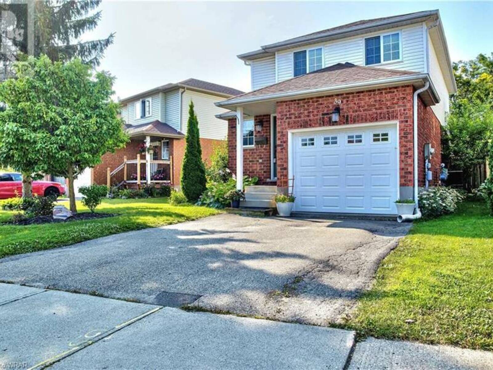 39 ORCHID Crescent, Kitchener, Ontario N2E 3N3