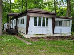 33900 SUGARBUSH Road Unit# 1 Bluewater Ontario, N0M 1G0