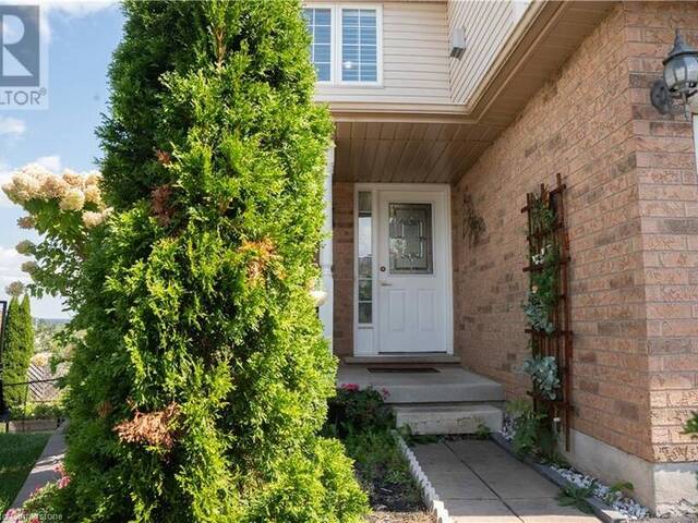 53 SANDWELL Court W Kitchener Ontario, N2A 4H9