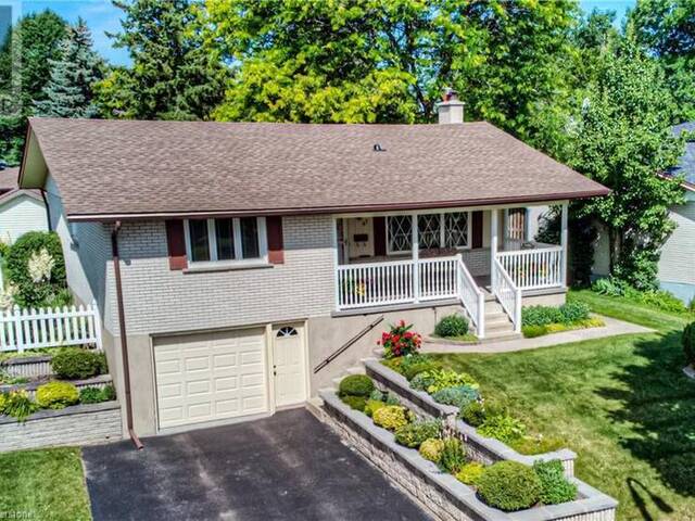 47 KINGSTON Crescent Kitchener Ontario, N2B 2T6