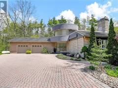 2 PIONEER GROVE Road Puslinch Ontario, N0B 2J0